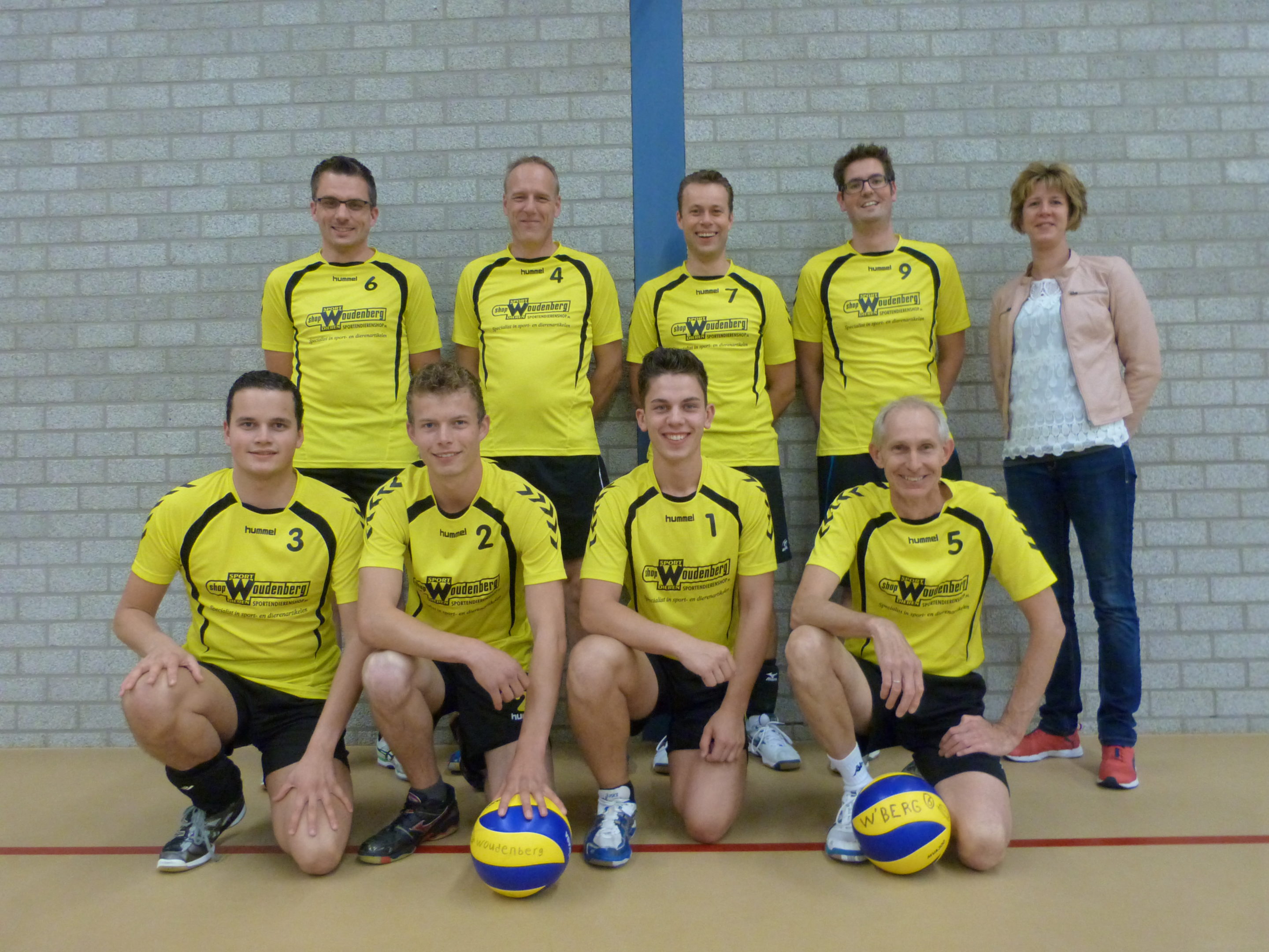 Heren 3 kampioen en promotie naar 2de klasse!