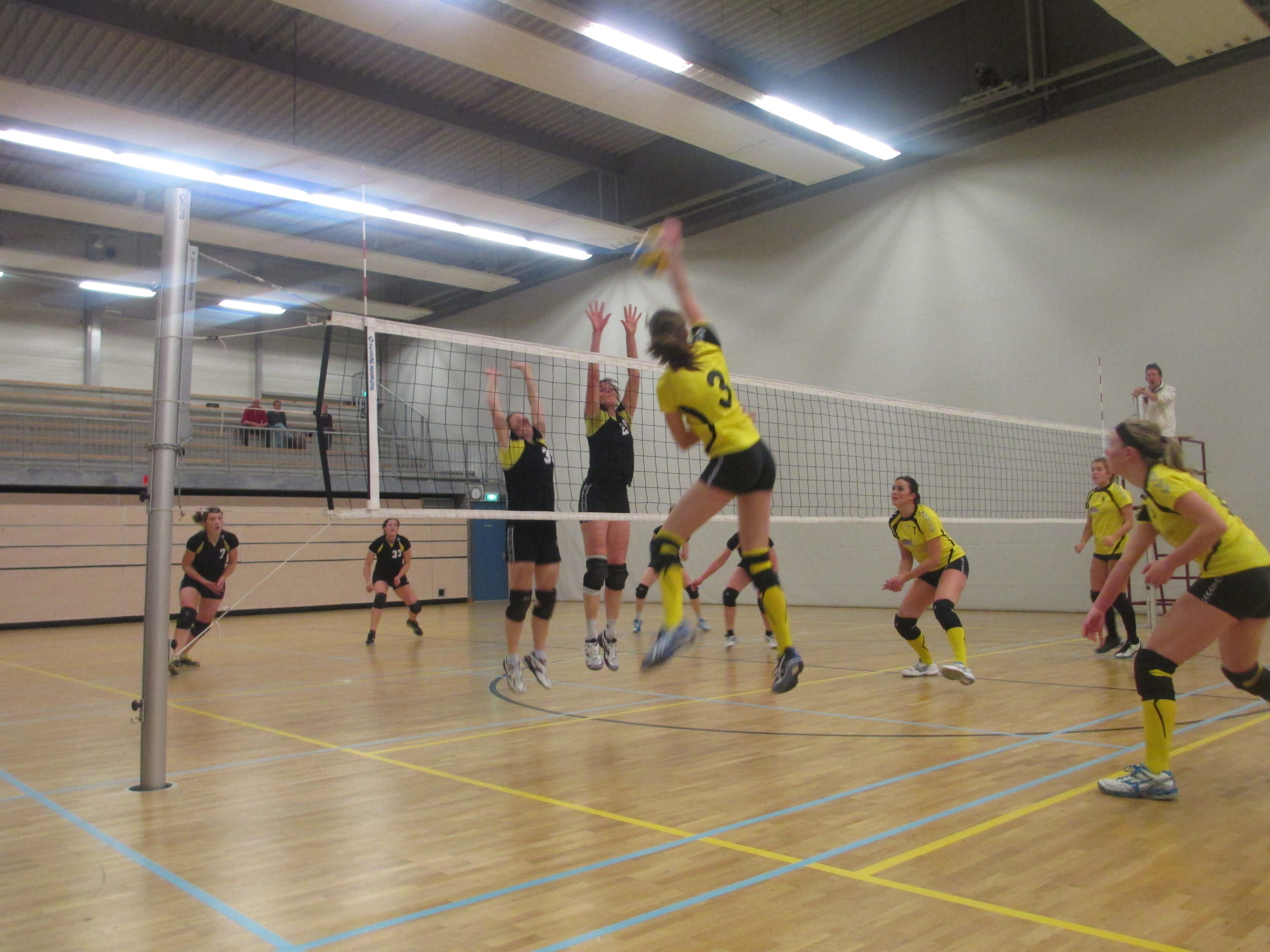 Vallei Accountants/Dames 1 speelt met overtuiging een mooie wedstrijd