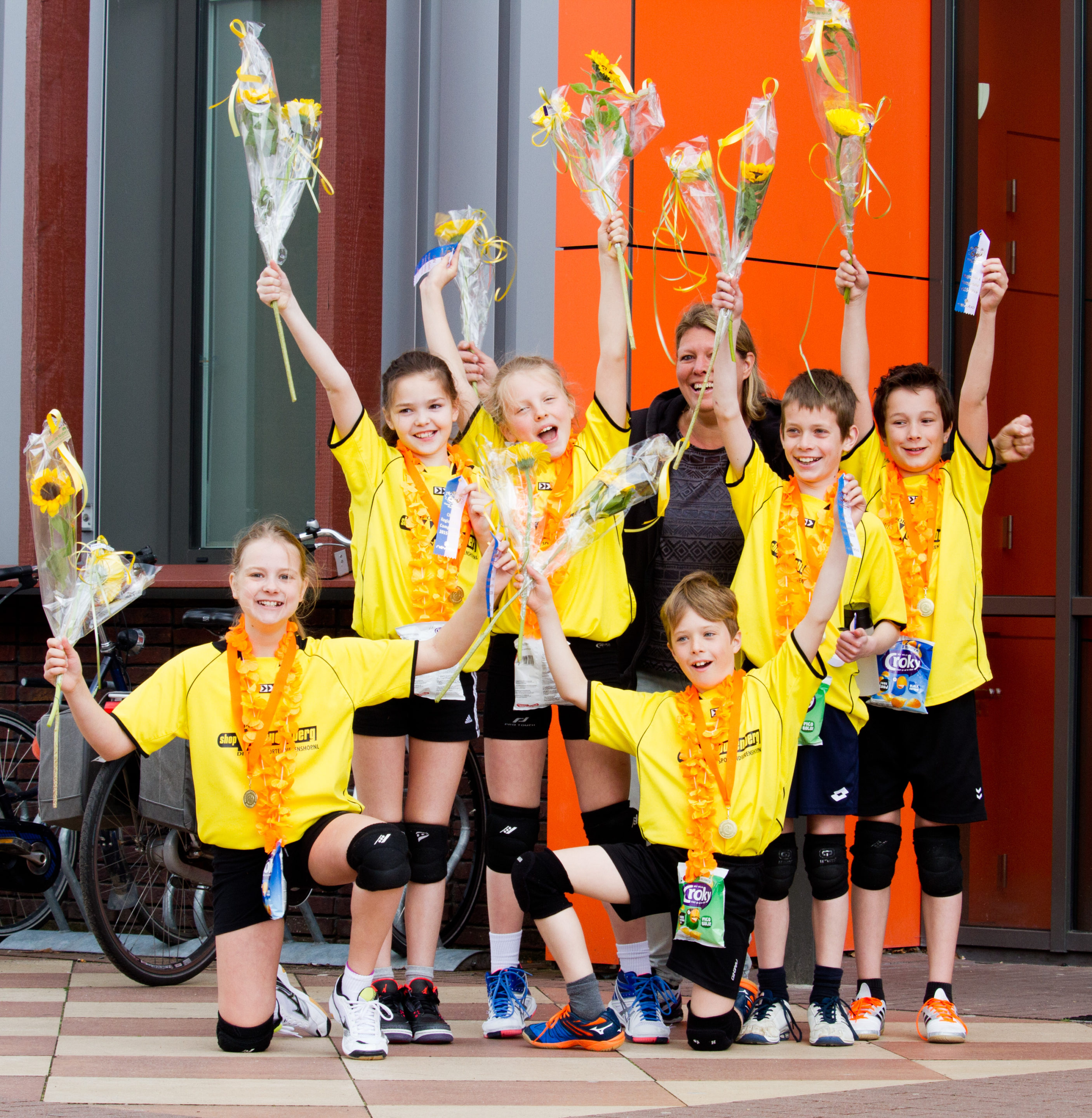 Kom kennismaken met volleybal en train mee met de mini’s!