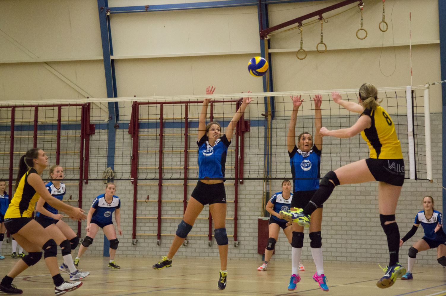 Vallei Accountants/Dames 1 te sterk voor TiVoc