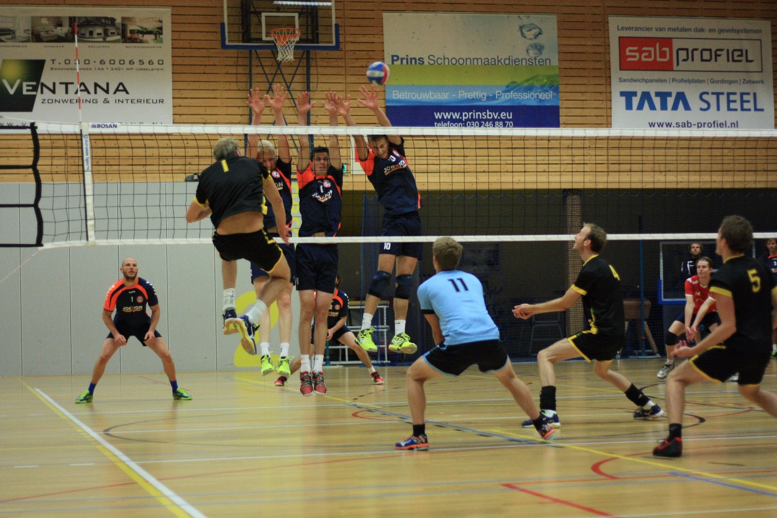 Focus4U/Heren 1 uitgebekerd