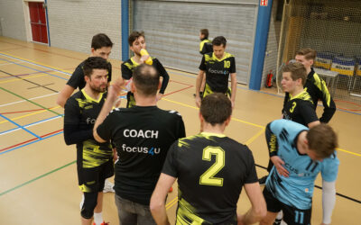 Volleybalheren verliezen en winnen binnen 1 week