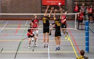Volleybalheren Woudenberg starten seizoen in nieuwe divisie uitstekend