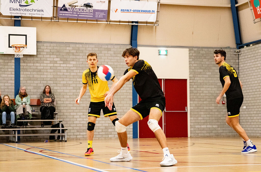Volleybalheren blijven wisselvallig dit seizoen