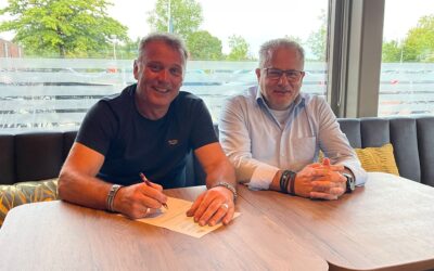 Volleybalvereniging Woudenberg verlengt sponsorcontracten
