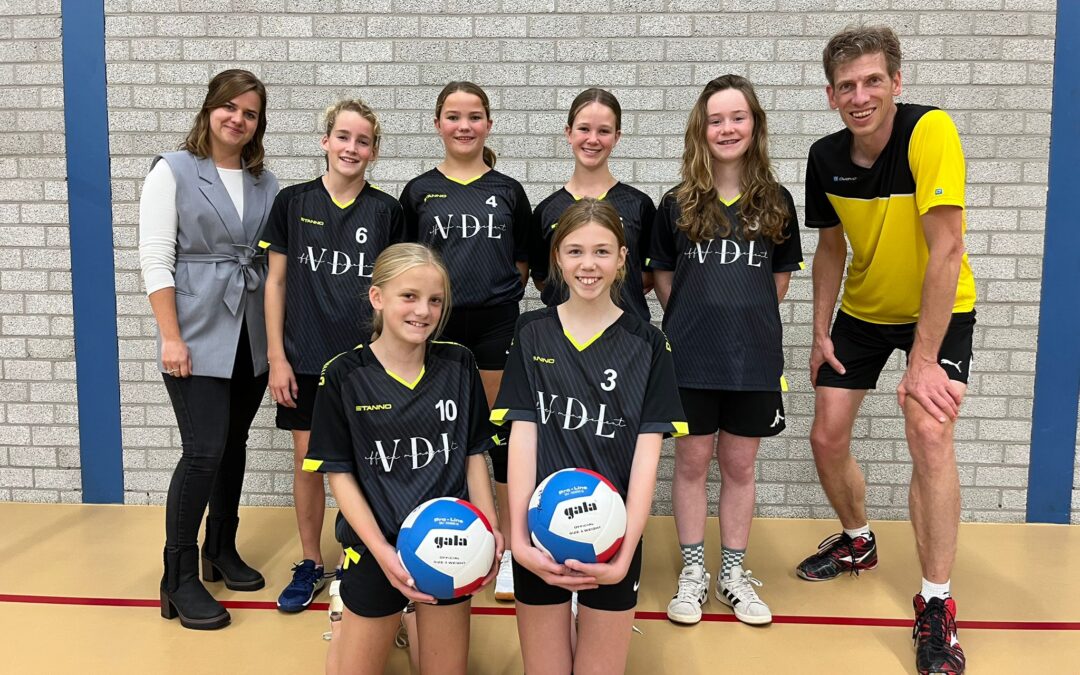 Nieuwe shirts voor de C-jeugd