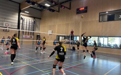 Vallei Finance Group Woudenberg DS1 knokt tot het einde in spannende seizoensopener